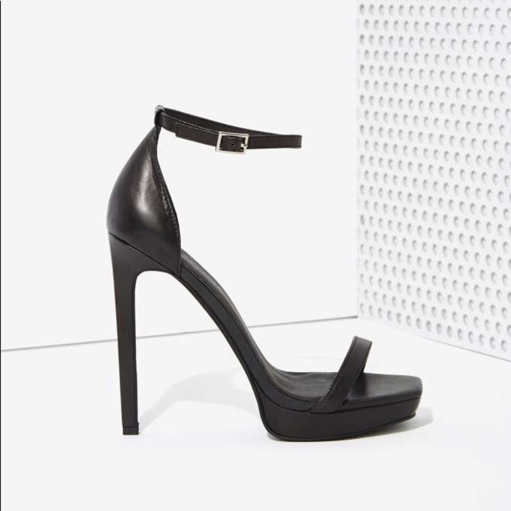 NEW Jeffrey Campbell Strides Minimal Heel